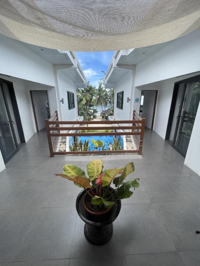 The Whitehouse By The Sea Panglao Exterior foto